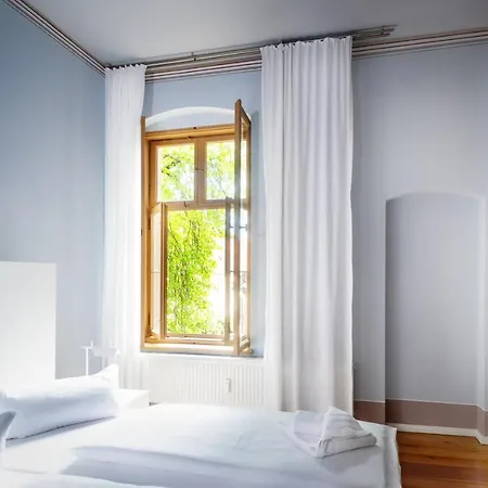 Cranach-herberge Centre Hotel 3*